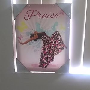 New praise picture, new